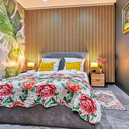 Orlik 8 Z Prywatna Sauna, Pilkarzykami, 80 Metrow - 5d Apartment Karpacz