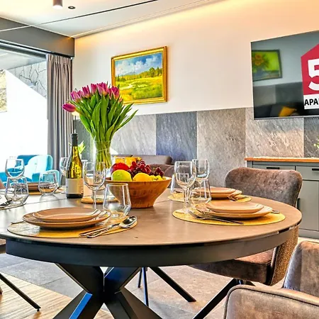 Orlik 8 Z Prywatna Sauna, Pilkarzykami, 80 Metrow - 5d Appartement *