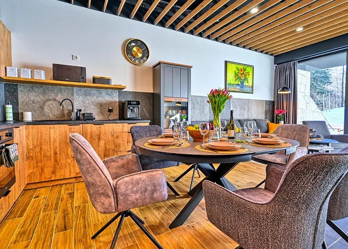 Orlik 8 Z Prywatna Sauna, Pilkarzykami, 80 Metrow - 5d Appartamento